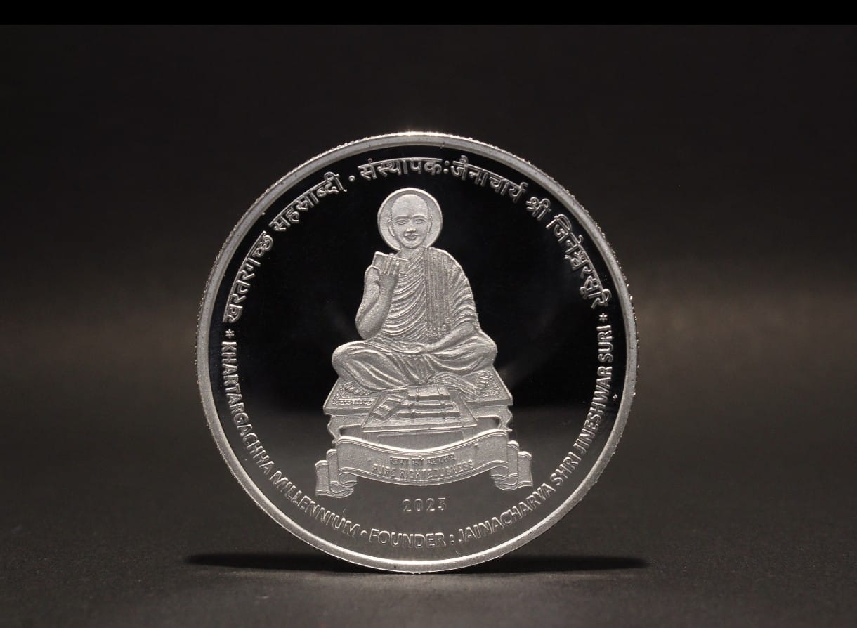 Khartargachha Millennium Founder : Jainacharya Shri Jineshwar SURI - 2023 Rare (40 GR. Silver) Wooden Proof Set