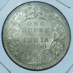 One Rupee Victoria Empress Year 1900 Bombay Mint