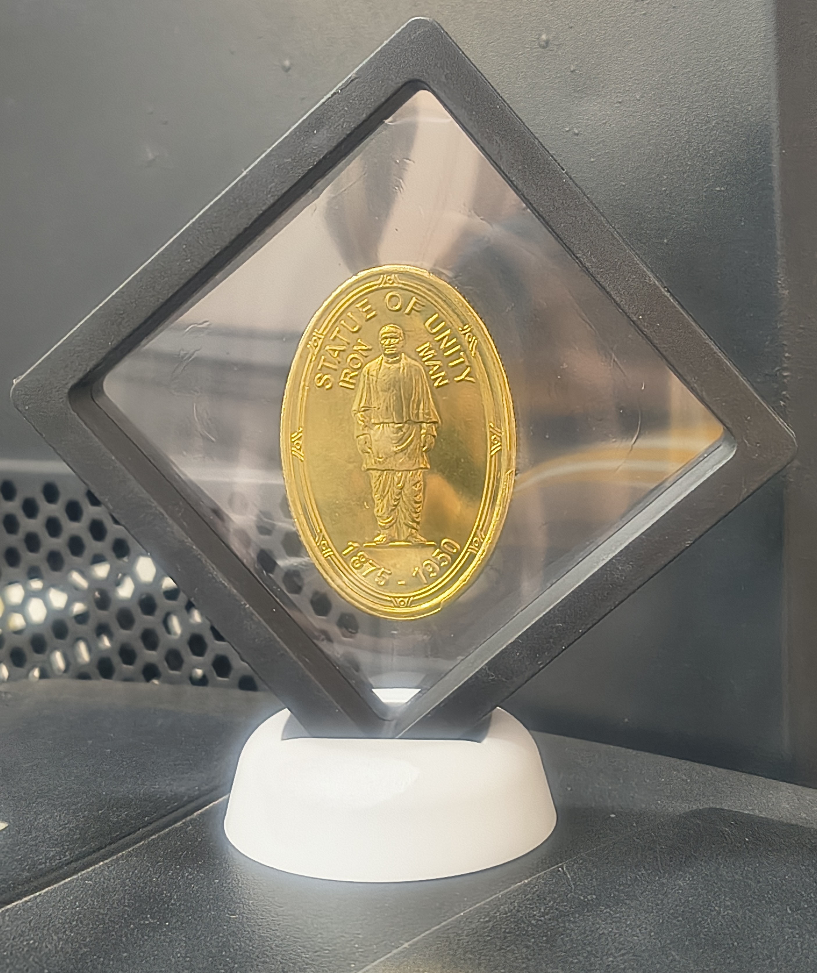 Statue of Unity IRON MAN 75 Rupya Rare 43 Gram Rare Beautiful Token Coin with BOX Stand