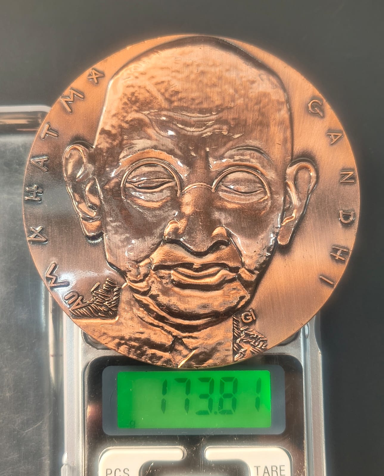Mahatma Gandhi India's independence Medal Spain Rare Beautiful Big Size Medellion # D-195