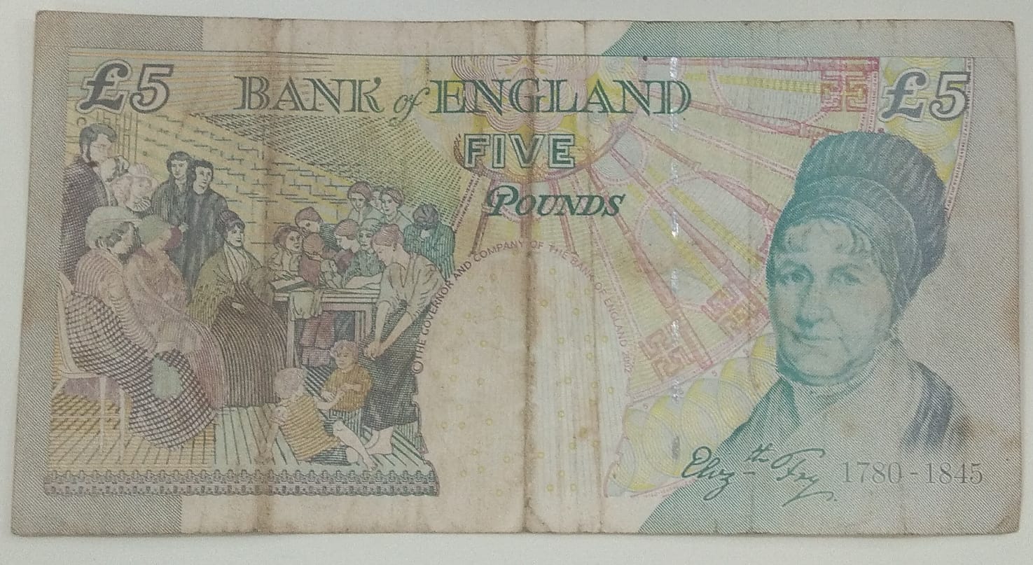 England 5 Pounds (Elizabeth II) Rare Note #B2