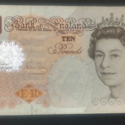 England 10 Pound Elizabeth II (Charles Darwin) Old Issue Rare Note #B2