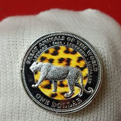 Elizabeth One Dollar FIJI Great Animals of the World" series featuring a Leopard FIZI Country Proof Coin 2009 Year