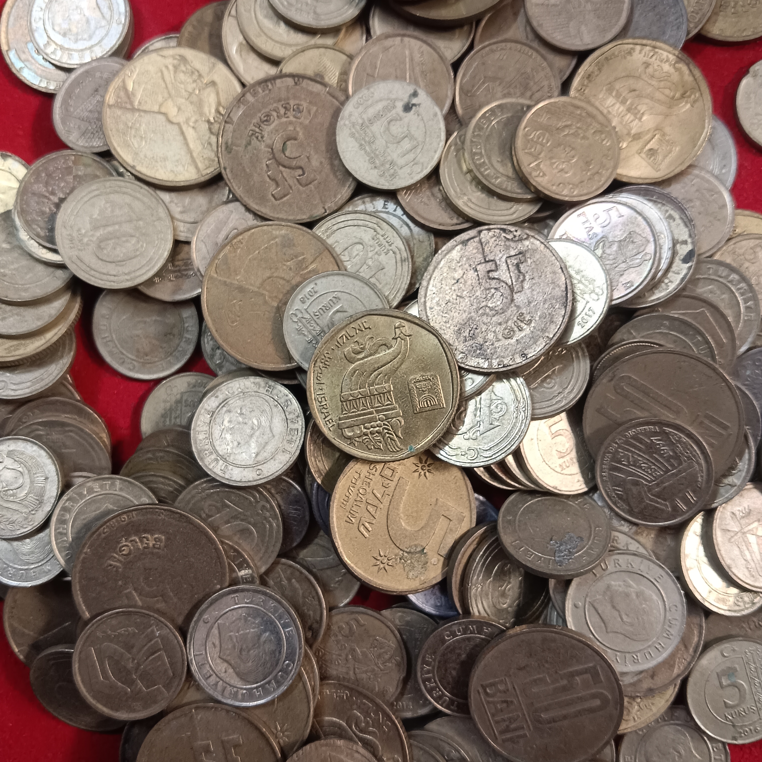 Five or Ten Turkey Or Israel Country Coins 100 Pcs Given