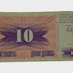 Bosnia & Herzegovina 10 Dinar Year 1992 **Rare** Bank Note in High Collectable Grade.