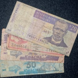 Mixed lot 4 Loose Notes 3 of Malawi Country and 1 of Nepal