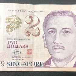 Singapore 2 Dollars MAS; polymer Rare Note #B2