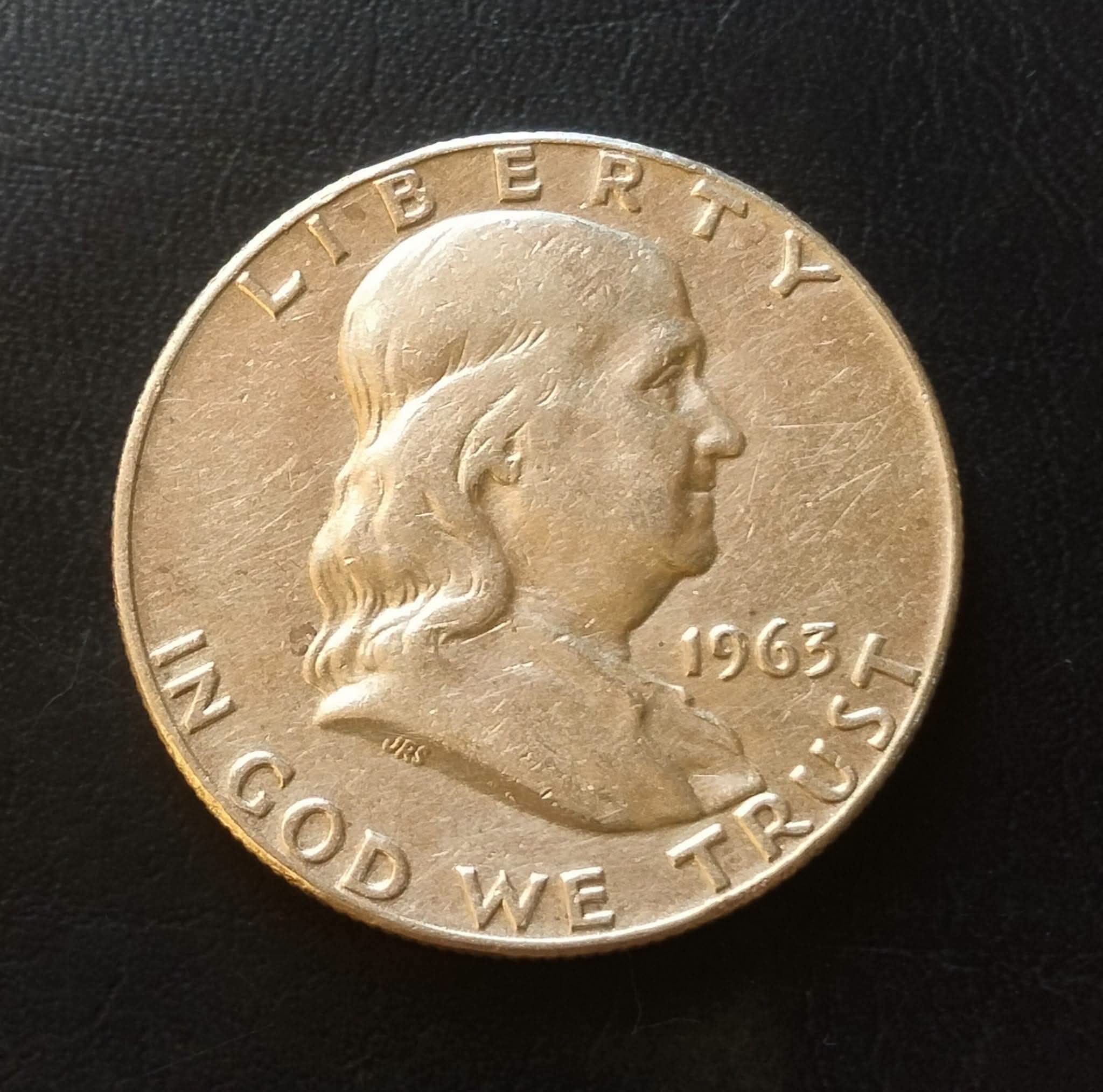 United States🇺🇸 of America VERY BEAUTIFUL CONDITION SILVER 💎 1/2 DOLLAR YEARS EXCELLENT CONDITION AS IMAGE