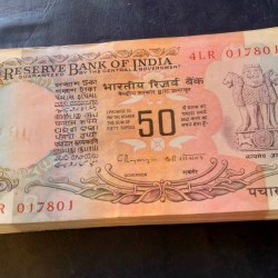 OLD ISSUES 50₹ ASHOKA PILLER ISSUE C. Rangarajan signature Full bundle Middle 786. Number 10 notes EXCELLENT CONDITION