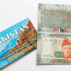 Pakistan 20 Rupees UNC Note With Beautiful Folder
