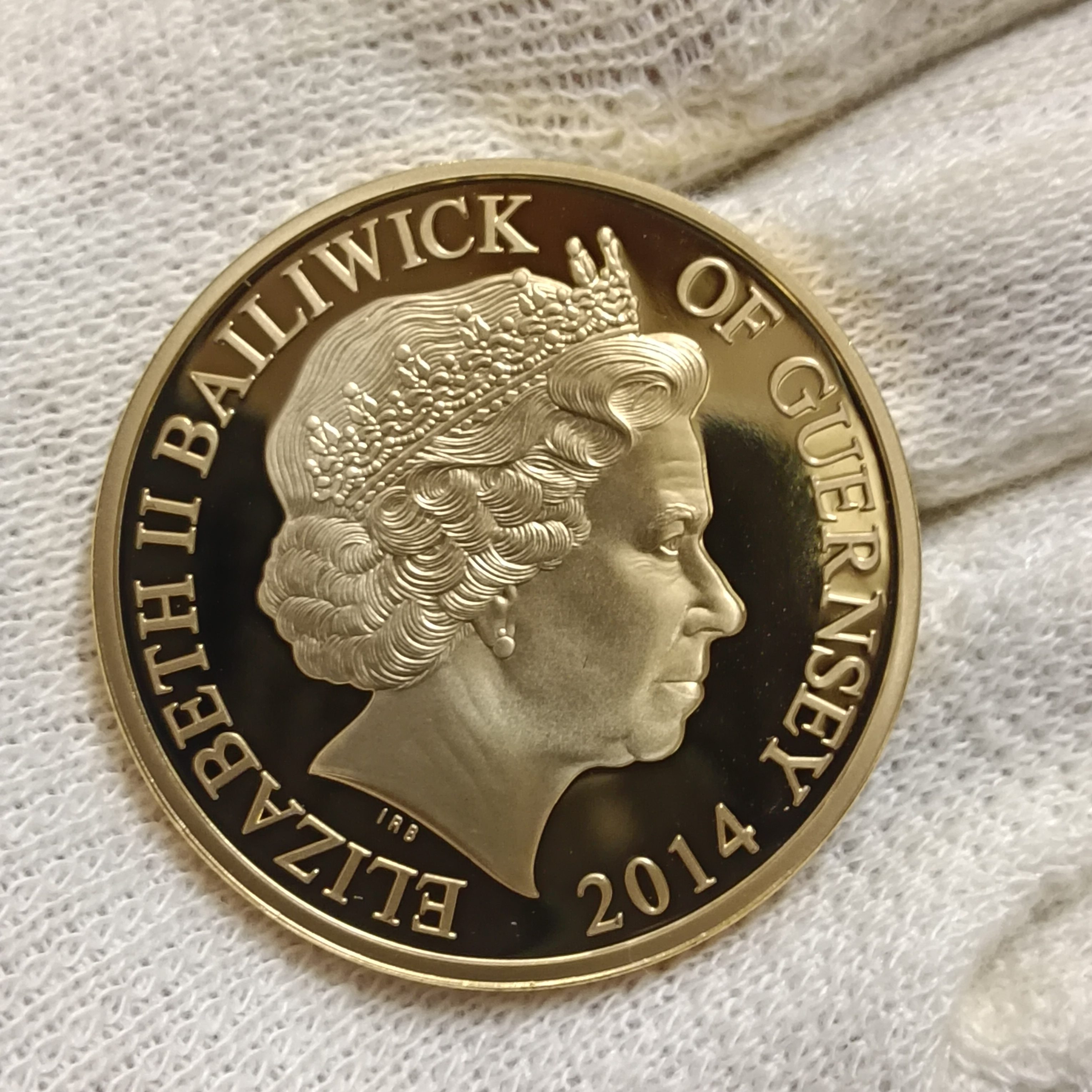 2014 Guernsey Gold Plated 50 pence commemorative Proof coin the "Reflections of a Reign" the Queen's Speech