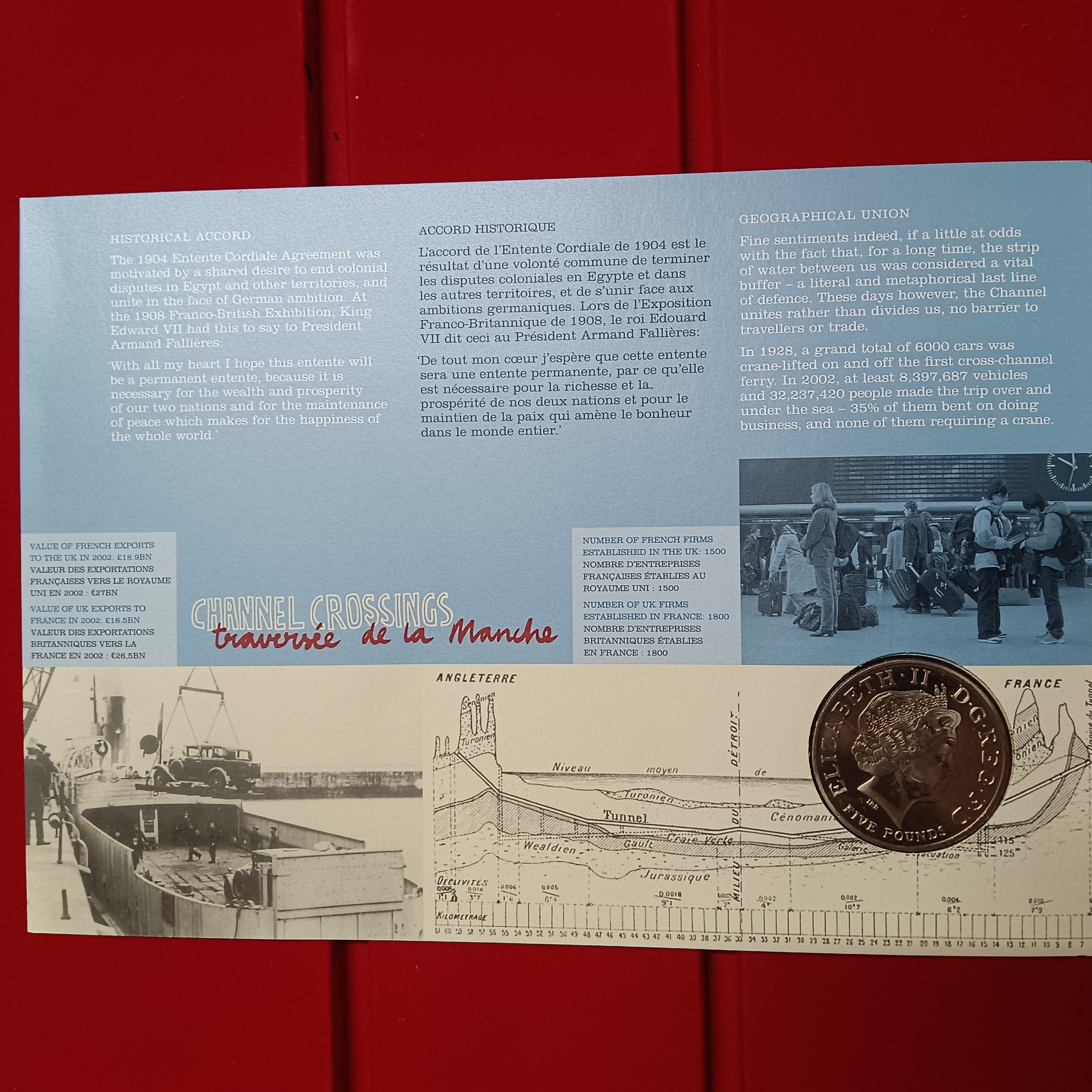 Ex Rare Proof Set UK 2004 Entente Cordiale £5 Crown-size Proof Coin The 100th anniversary of the 1904 agreement between Britain and France Issue By Royal Mint