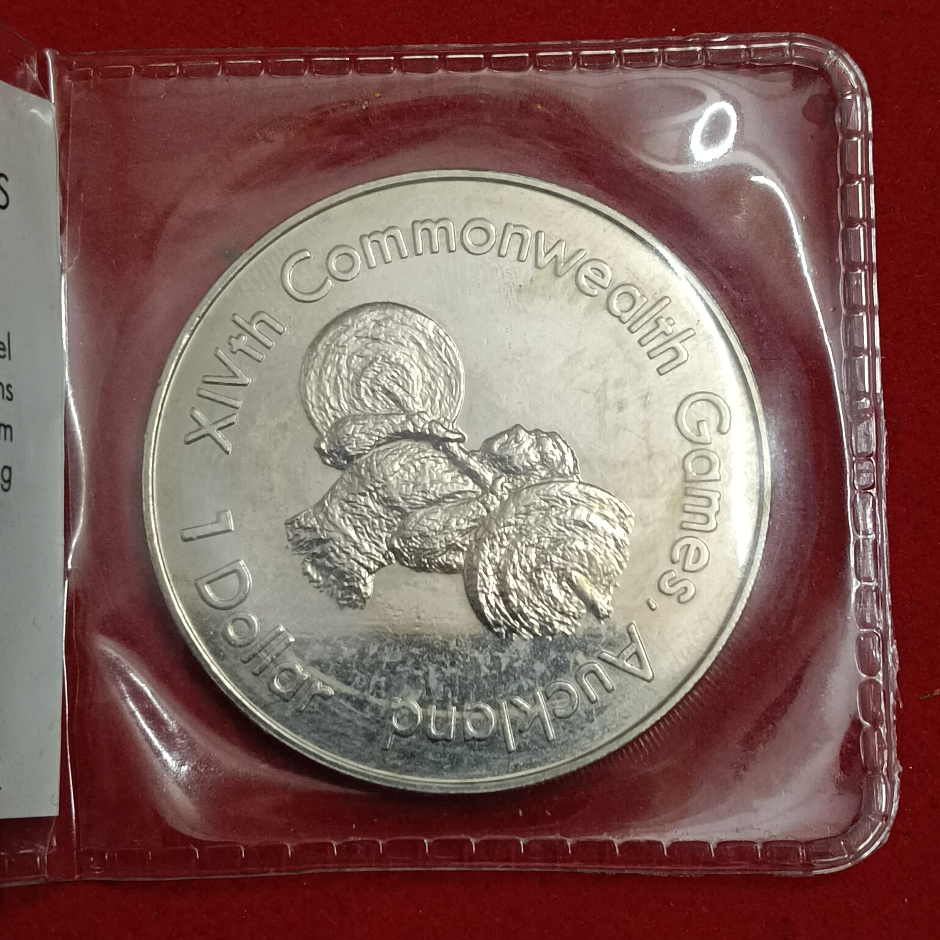 1989 New Zealand Uncirculated Dollar issued for the 1990 XIVth Commonwealth Games in Auckland Issued By Royal Australian Mintt
