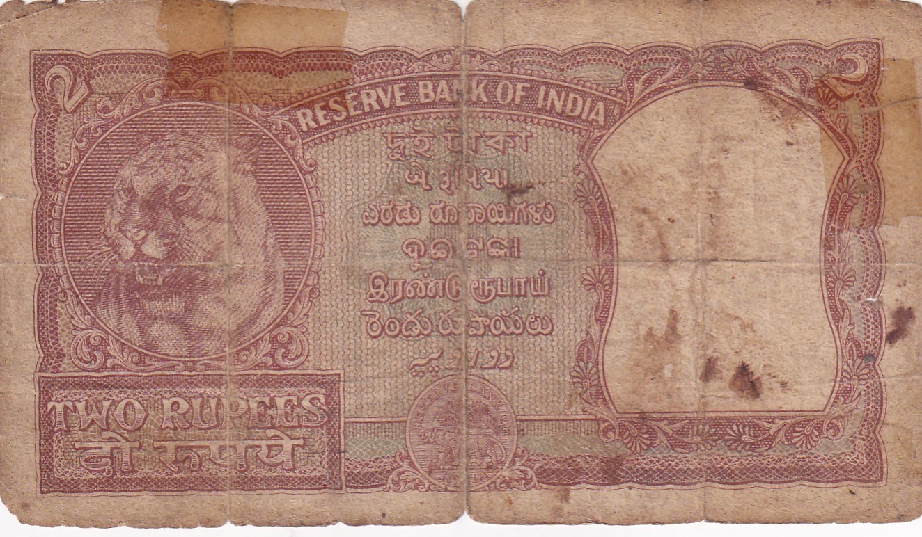 2 Rupees Governor H.V.R.IYENGER Rare Note