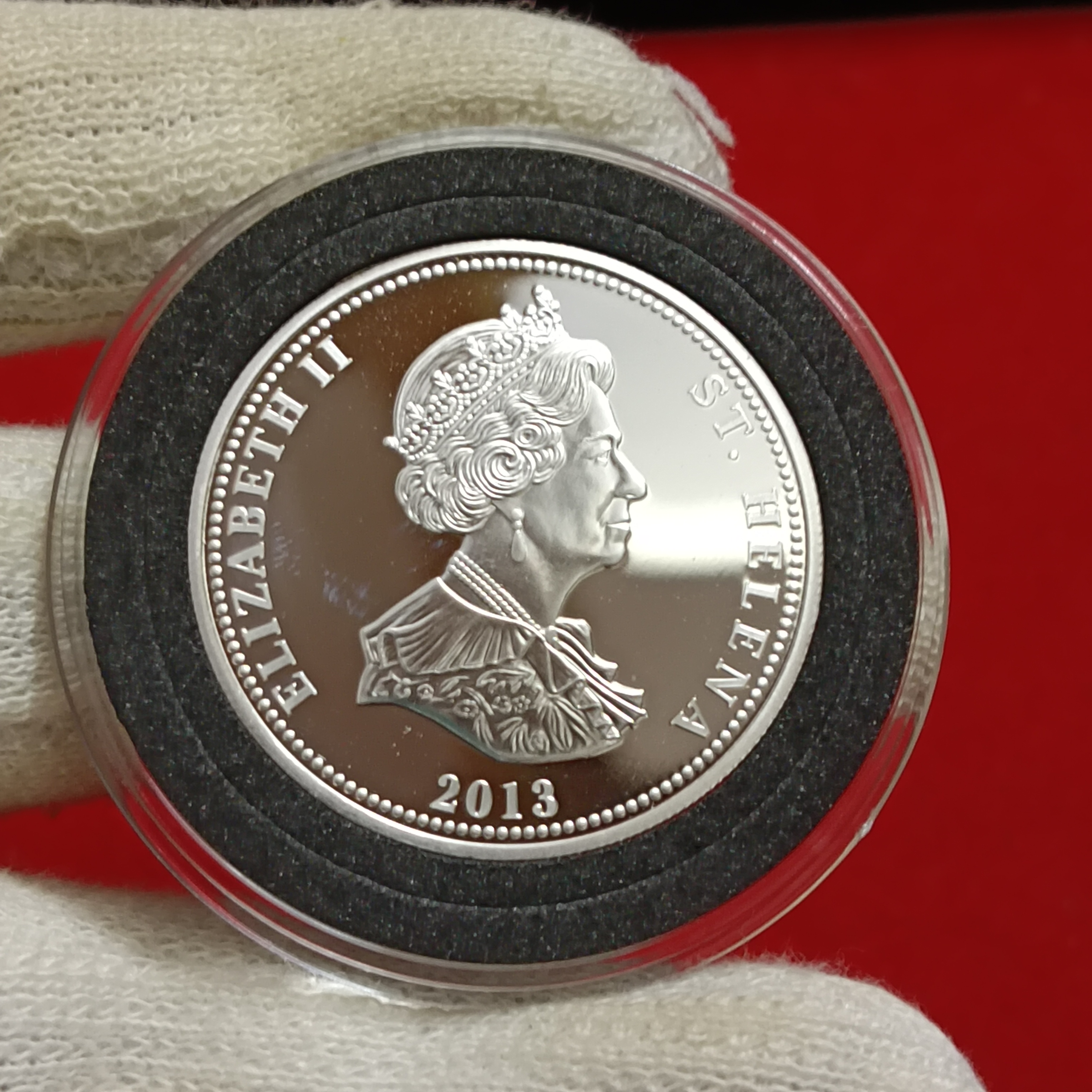 Rare Rare Queen Elizabeth Year 2013 Saint Helena 25 Pence Commemorative Proof Coin "The Napoleonic Wars" series silver-plated Saint Helena British Overseas Territory