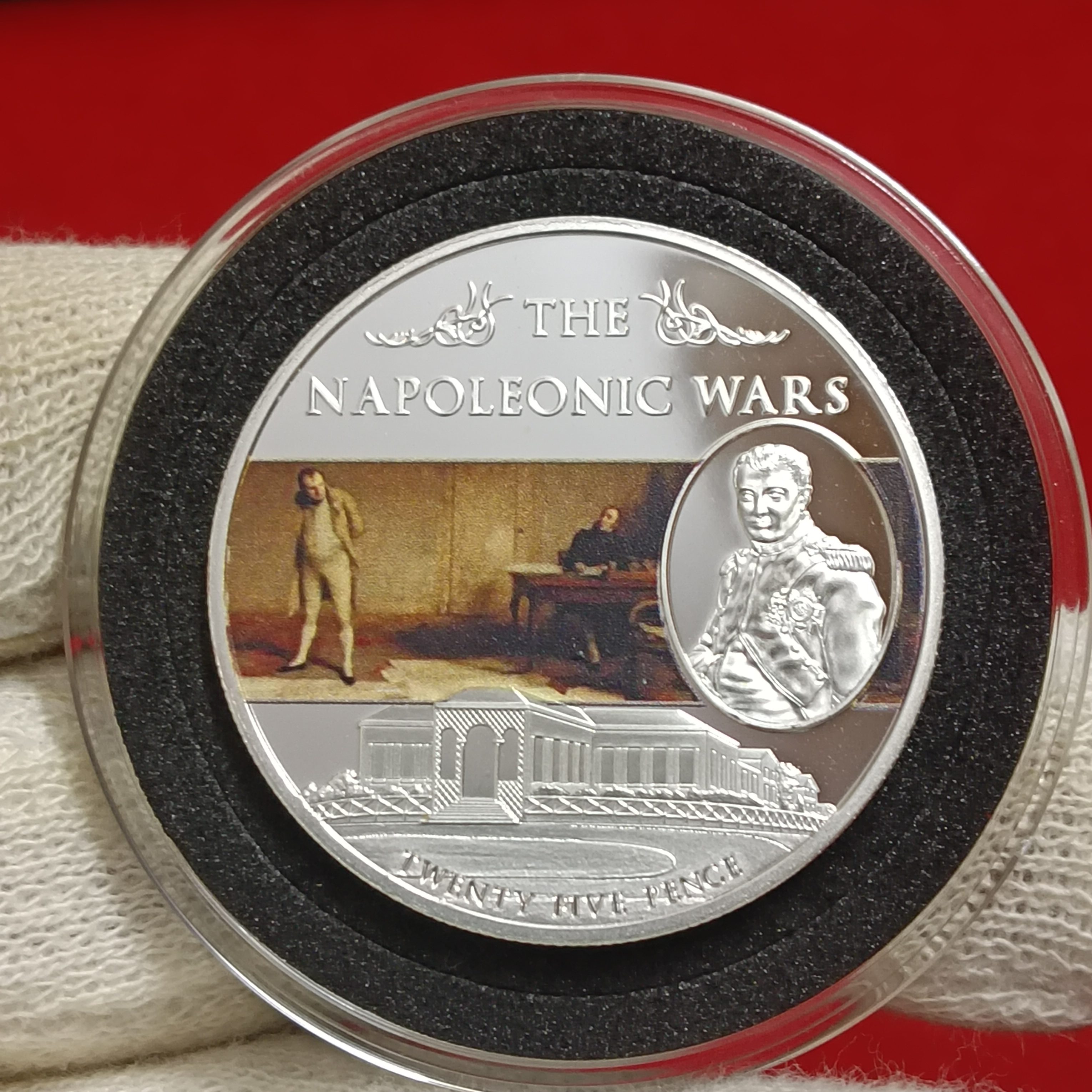 Rare Rare Queen Elizabeth Year 2013 Saint Helena 25 Pence Commemorative Proof Coin "The Napoleonic Wars" series silver-plated Saint Helena British Overseas Territory