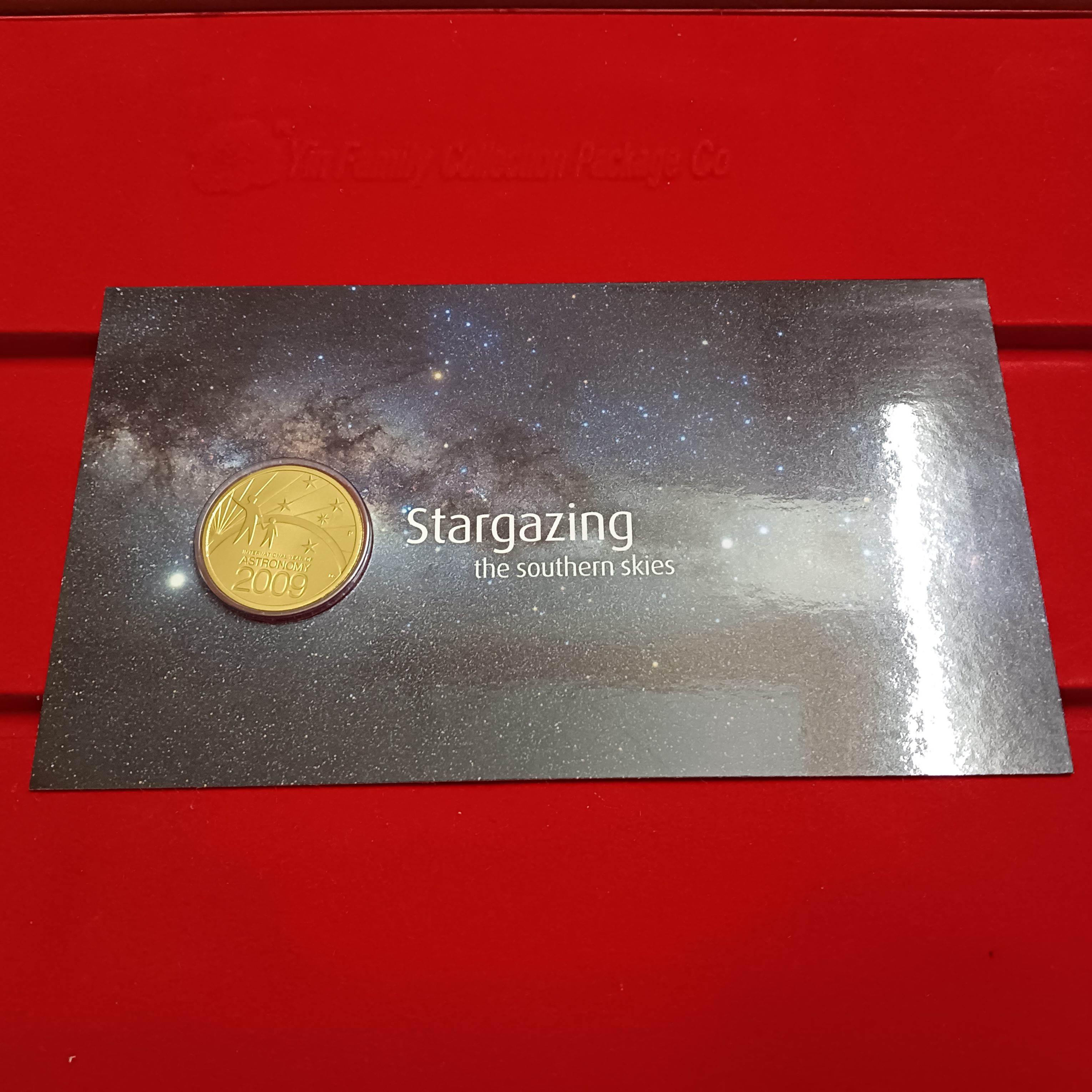 Ex Rare Australia 2009 'Stargazing the Southern Skies' $1 Uncirculated Proof Coin issued for the International Year of Astronomy Australian Mint