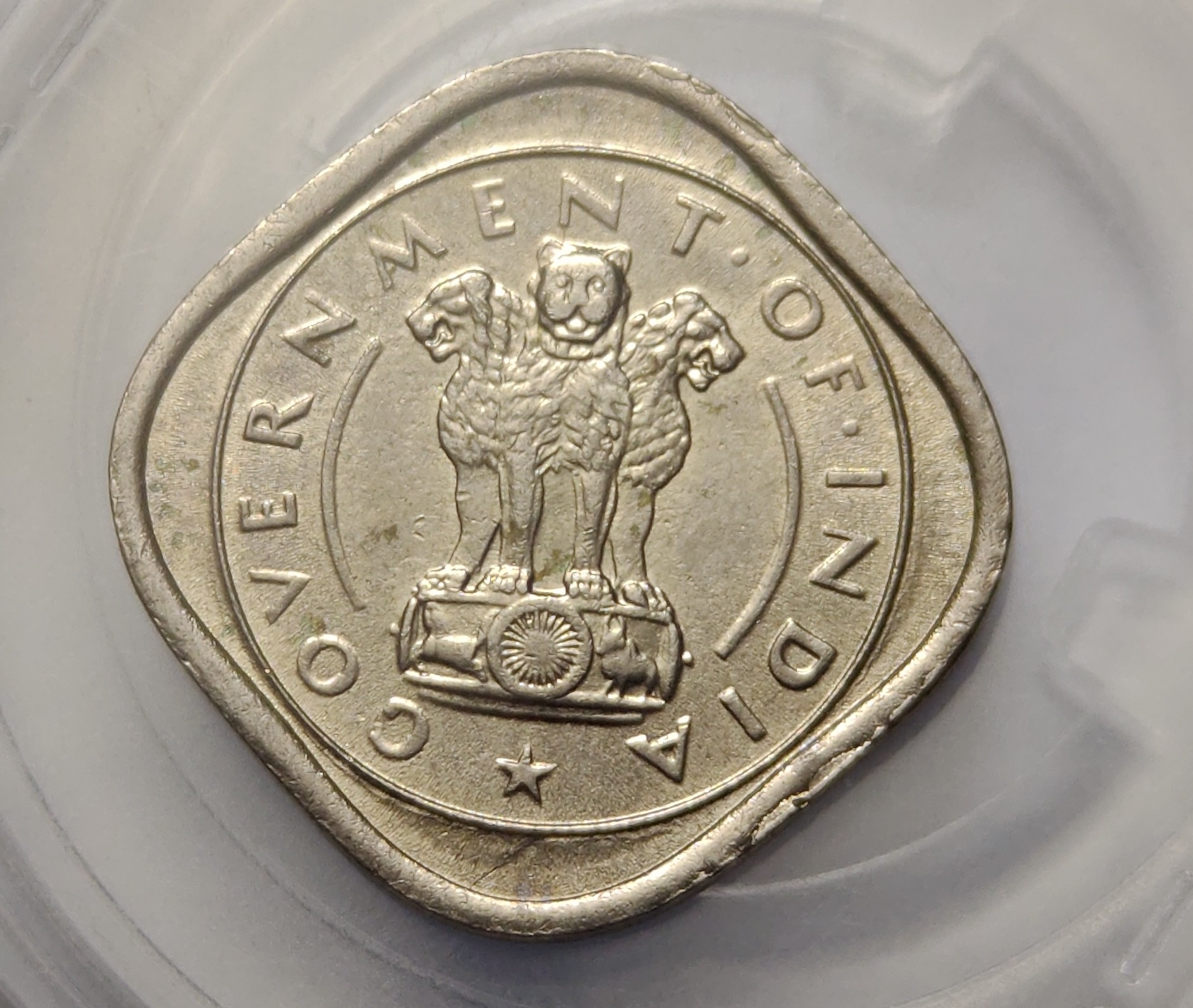 Bull Two Anna 1954 Mumbai Mint Copper Nickel Coin UNC