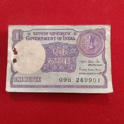 One Rs Rare Full Bundle Finance Minister Pratap Krishnan kaul Year 1985 Goverment of India 289901
