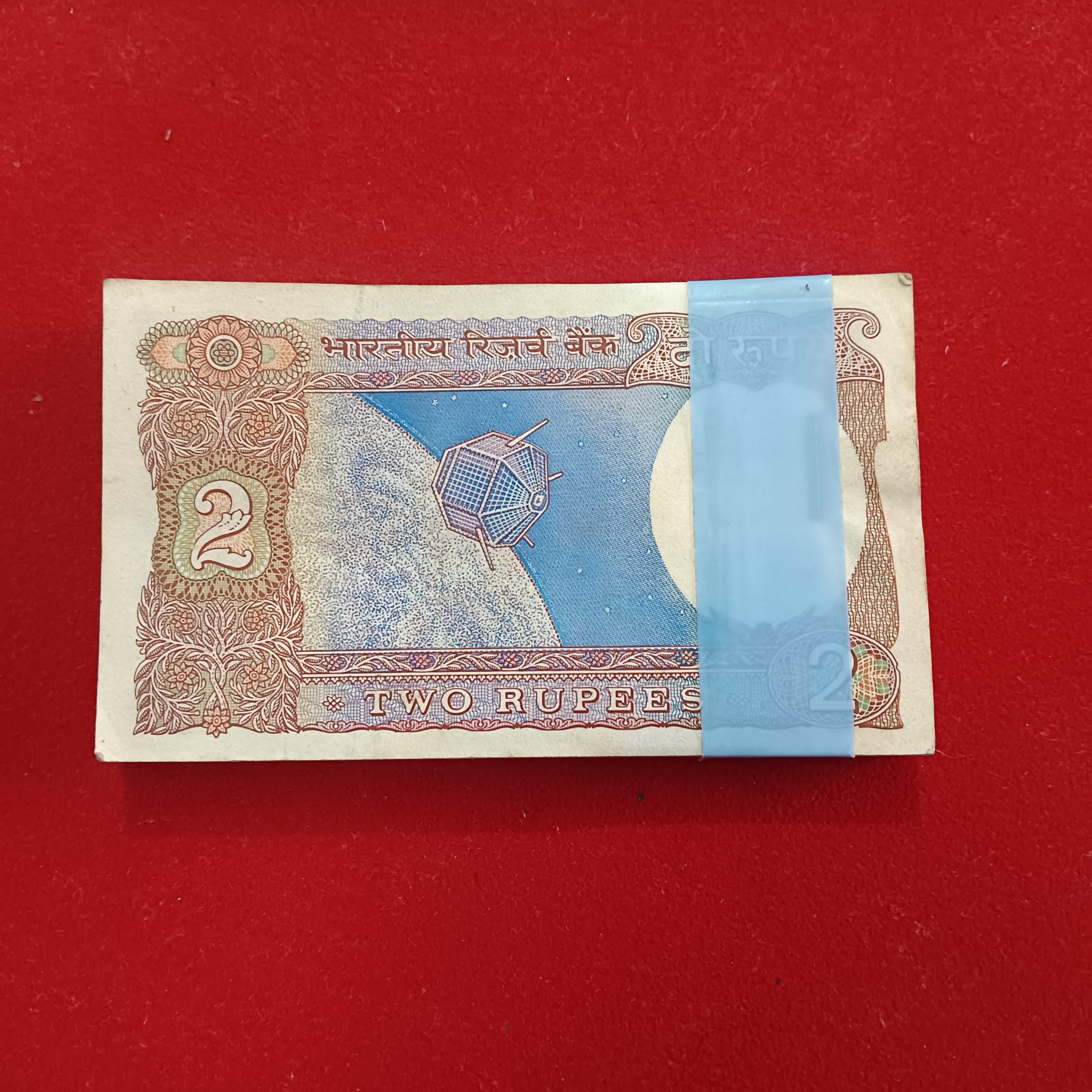 Two Rs Rare Satalite Full Bundle Governor RN Malhotra Gem Unc Condition Republic of India 847601