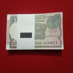 One Rs Full Bundle Finance Minister Shakti kant Das Year 2017 Gem Unc Condition 409401