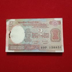 Two Rs Satalite 70 Serial Notes Bundle Governor RN Malhotra Unc Condition Republic of India 158831