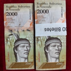 Venezuela 2000 Bolivares Rare GEM UNC Serial Packet with Fancy Number Ending 786