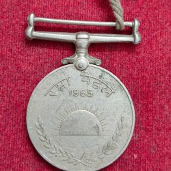 India Raksha Medal 1965 Rare Named Medal
