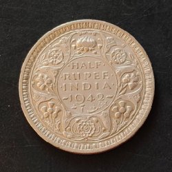 Silver British India King and emperor George vi Denominaton 1/2₹ Year 1942 Excellent condition Same and similar piece available